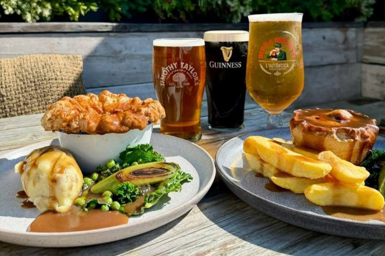 Lunch menu at The Friendly Fox - midday dining specials